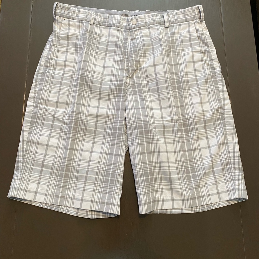 Nike Men’s Flex Plaid Golf Shorts, Large, White & Gray, Size 34